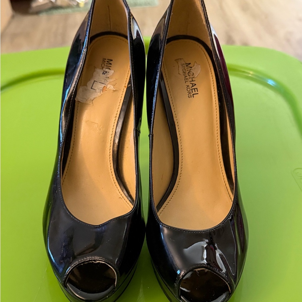 Michael Kors Glossy Black Heels